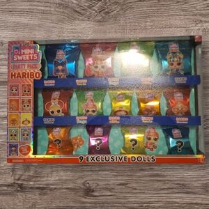 L.O.L. Surprise! Blue and Orange Dolls & Accessories Set